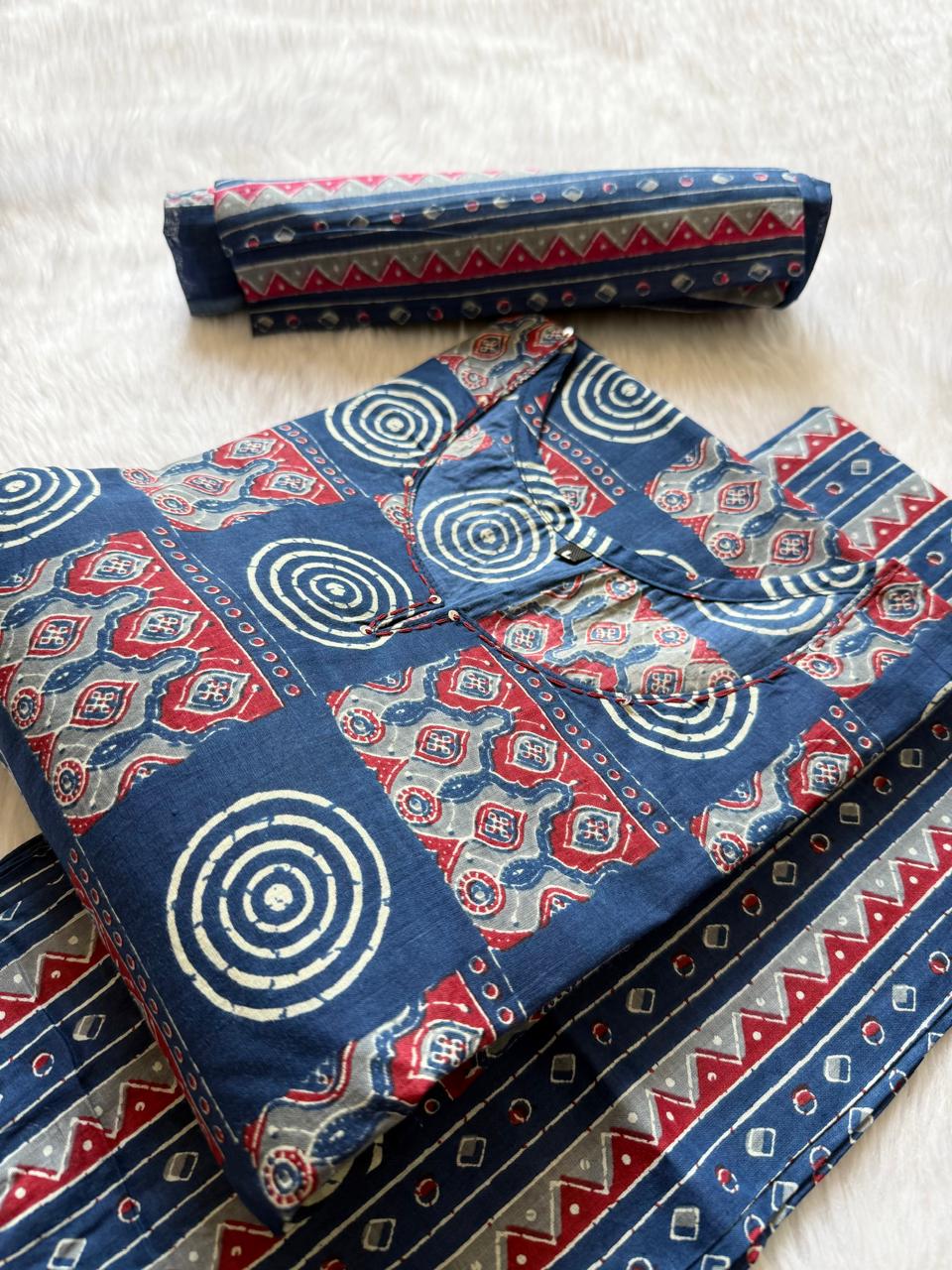 Navy Blue Printed Cotton Kurti Pant & Dupatta Set