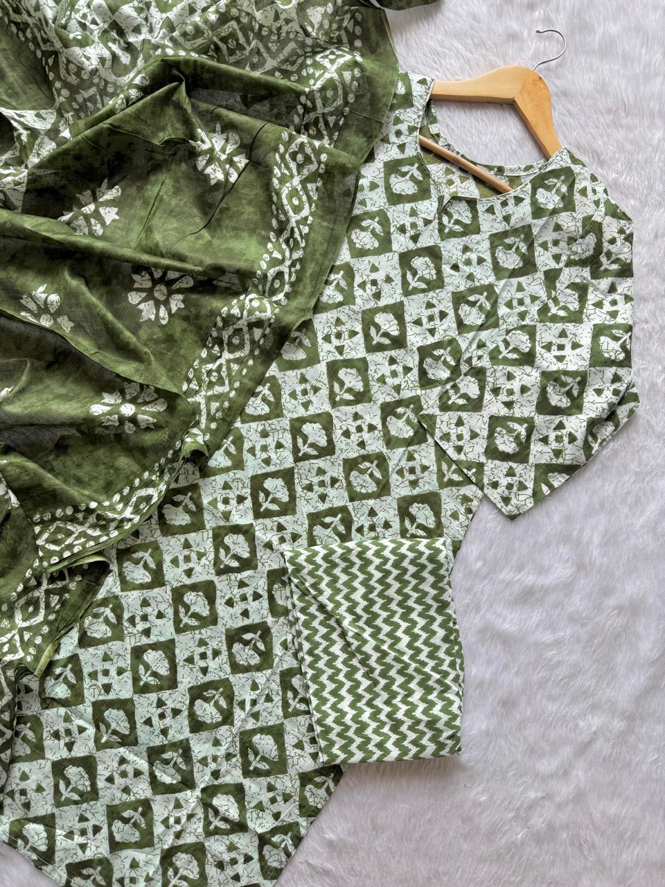 Olive Green Geometric Printed Cotton Kurti Pant & Dupatta Set