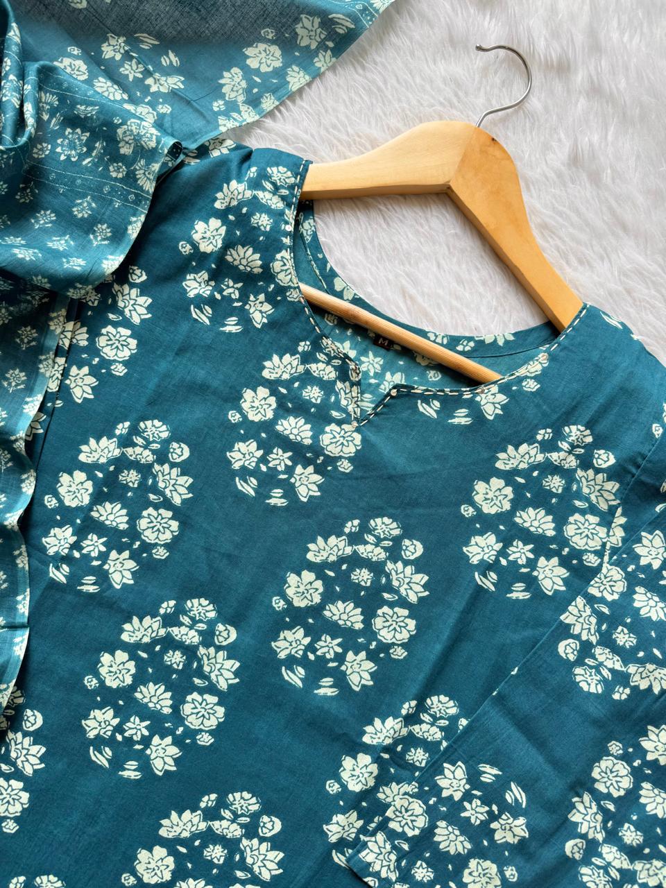 Teal Blue Floral Printed Cotton Kurti Pant & Dupatta Set