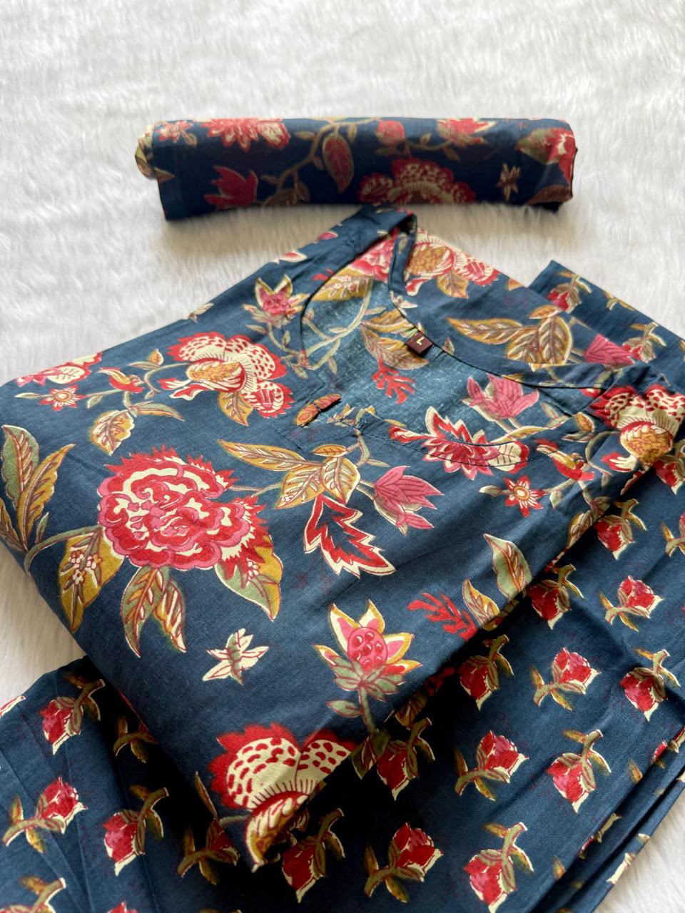 Floral Printed Cotton Kurti Pant & Dupatta Set - Blue