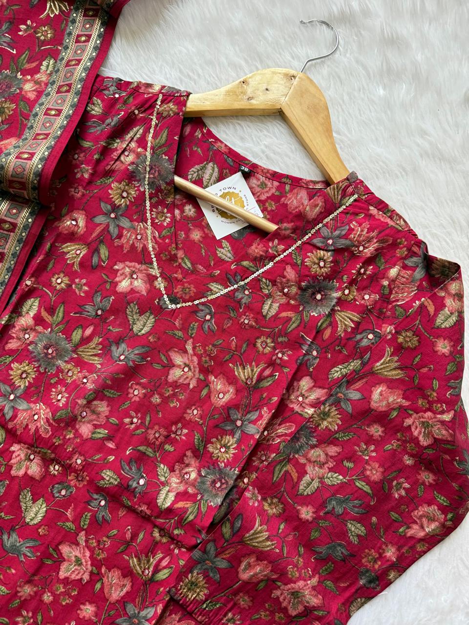 Premium Muslin Floral Printed Kurti Pant & Dupatta Set