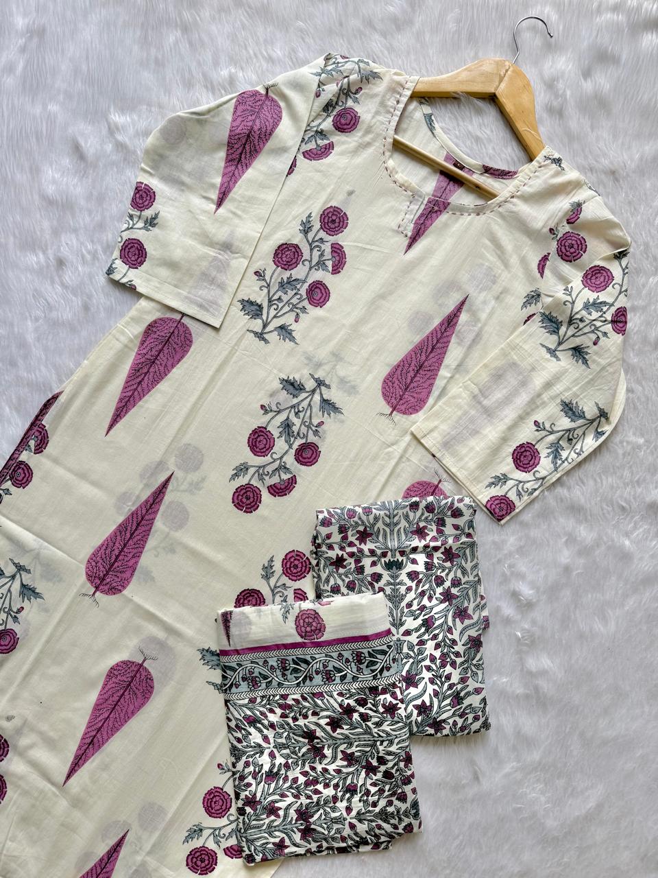 Round Notch Neck Floral Printed Cotton Kurti Pant Dupatta Set