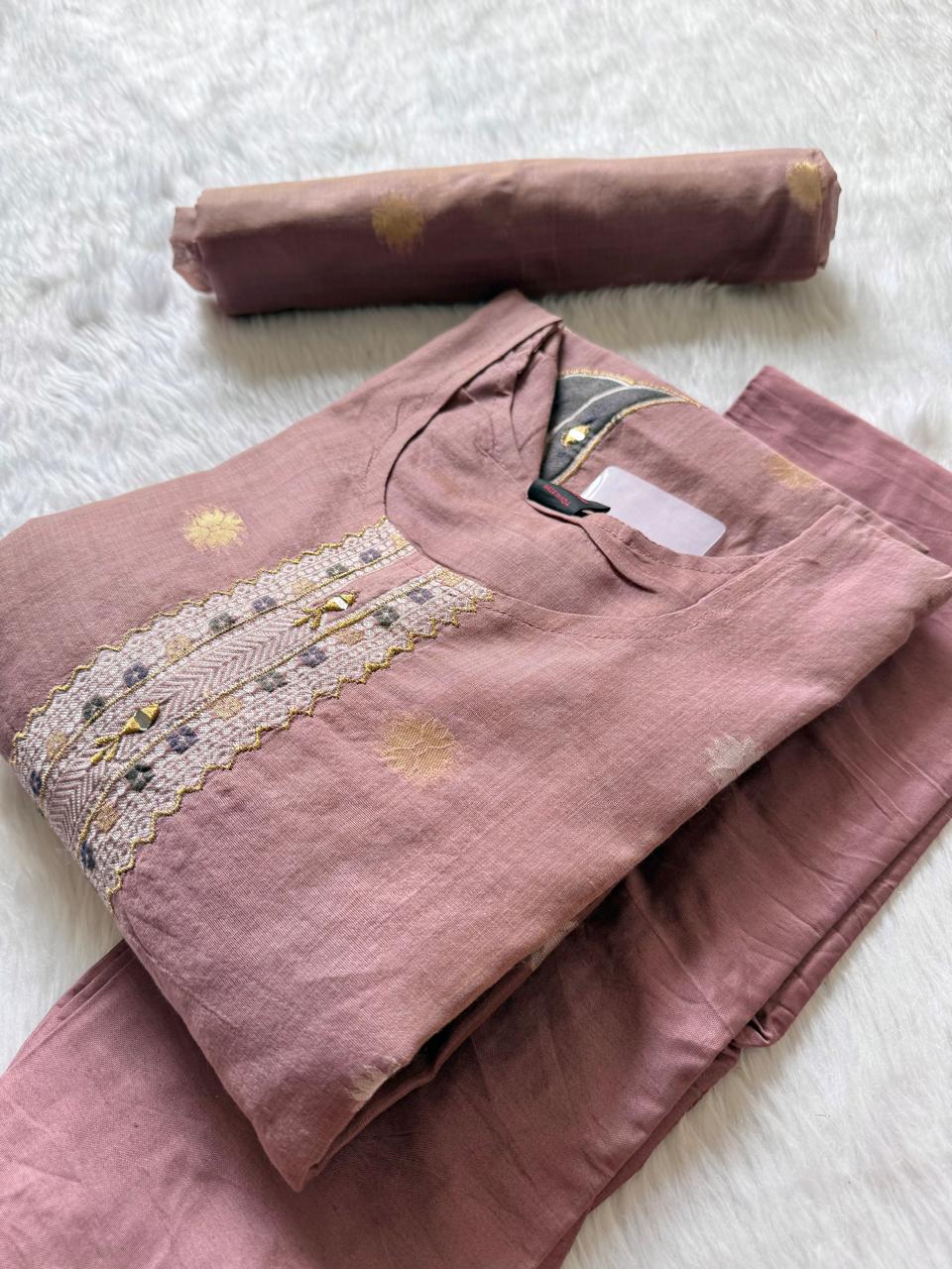Dusty Pink Pure Tissue Shimmer Silk Embroidered Kurti Pant Dupatta Set