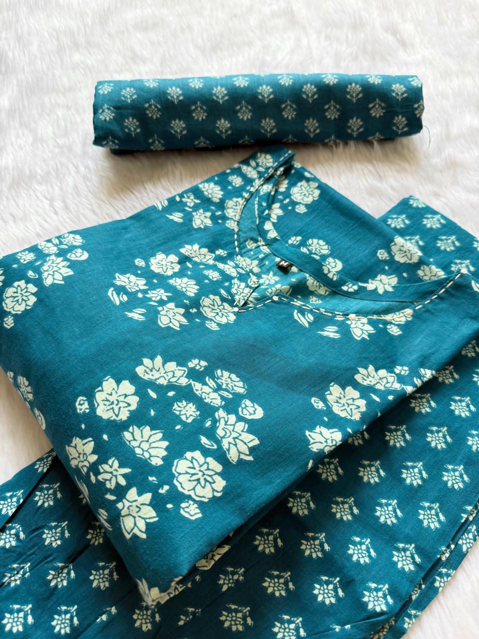 Teal Blue Floral Printed Cotton Kurti Pant & Dupatta Set