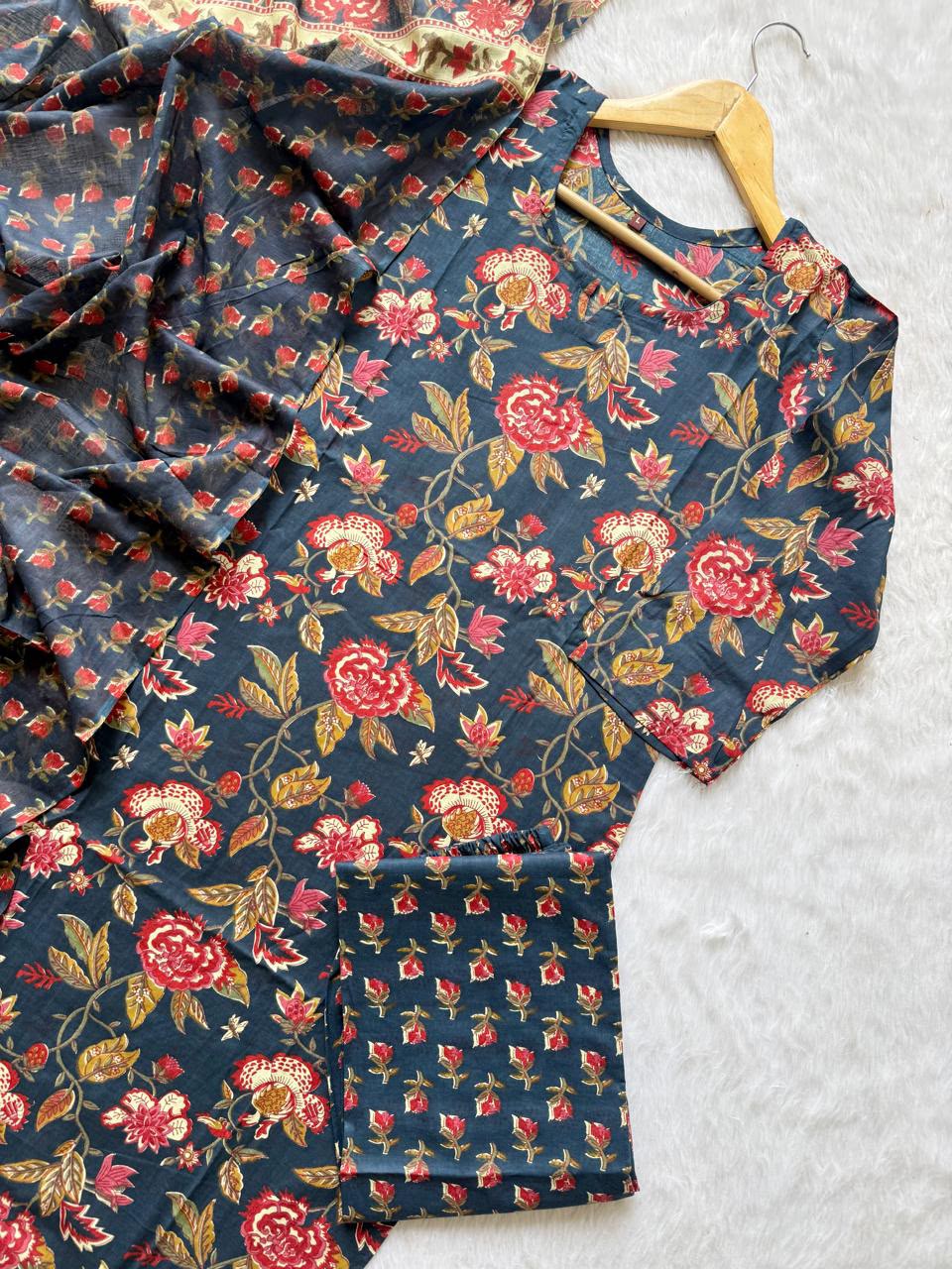 Floral Printed Cotton Kurti Pant & Dupatta Set - Blue