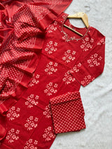 Floral Printed Mirror Work Neck Cotton Kurti Pant Dupatta Set - Red