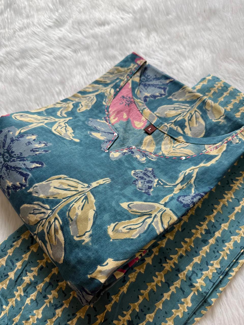 Teal-blue Green Floral Printed Kurti Pant Set with Neckline Work