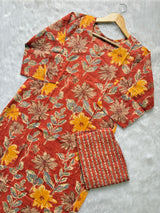 Red Floral Printed Kurti Pant Set with Neckline Work