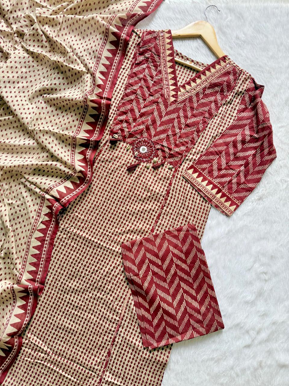 Maroon Printed Cotton Kurti Pant & Dupatta Set